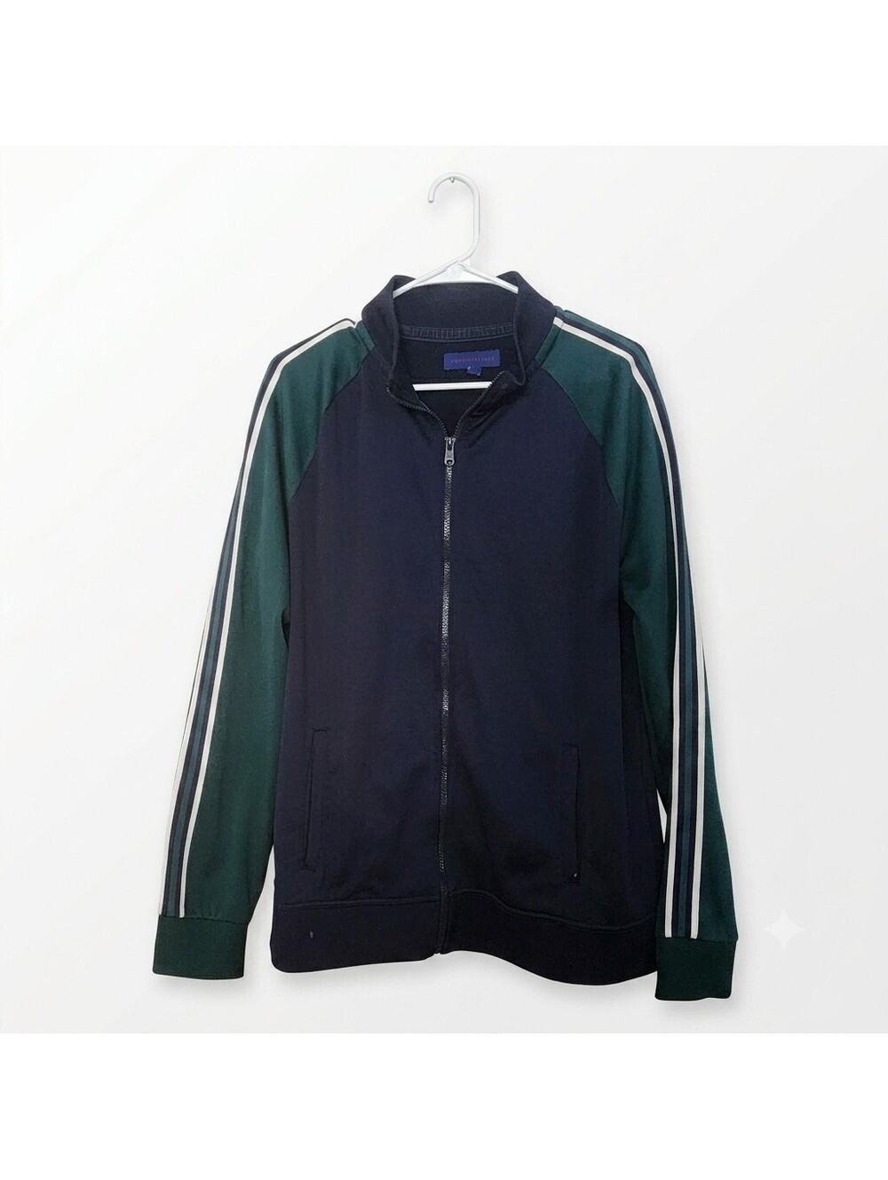 Aeropostale Men's XL Navy and Green Track Jacket with Striped Sleeves